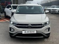 Usata VW T-Roc Style 115 CV (84 kW) 2023 Beige SUV