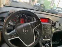 Usata Opel Astra Sport 100 CV (73 kW) 2011 Grigio Station wagon