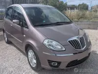 Usata Lancia Musa 95 CV (69 kW) 2009 Grigio Monovolume