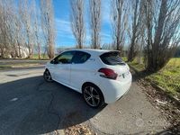 Usata Peugeot 208 GTi 2016 Bianco Utilitaria