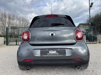 Usata Smart ForFour Passion 89 CV (65 kW) 2018 Grigio Utilitaria