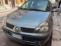 Usata Renault Clio II 2003 Grigio Berlina