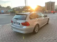 Usata BMW 318 143 CV (105 kW) 2011 Grigio Station wagon