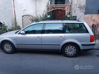Usata VW Passat 2004 Grigio Berlina