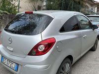 Usata Opel Corsa Edition 86 CV (63 kW) 2013 Utilitaria