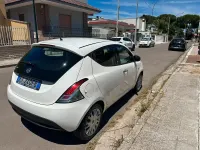 Usata Lancia Ypsilon 95 CV (69 kW) 2013 Bianco Utilitaria