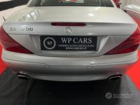 Usata Mercedes SL500 306 CV (225 kW) 2003 Grigio Cabrio