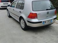 Usado VW Golf IV 75 CV (55 kW) 2002 Gris Berlina