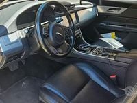 Usata Jaguar XF Portfolio 180 CV (132 kW) 2018 Grigio Berlina