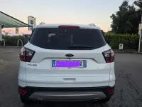 Usata Ford Kuga Titanium 120 CV (88 kW) 2018 Bianco SUV
