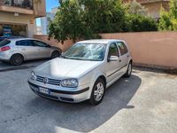 Usata VW Golf VIII 101 CV (74 kW) 2024 Grigio Berlina