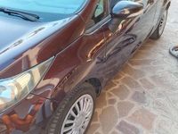 Usata Ford Fiesta 75 CV (55 kW) 2010 Rosso Utilitaria