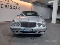 Usata Mercedes E200 Avantgarde 135 CV (99 kW) 2000 Grigio Berlina