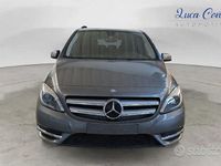 Usata Mercedes B180 Premium 122 CV (89 kW) 2013 Grigio Utilitaria