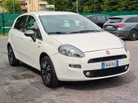 Usata Fiat Punto Young 69 CV (50 kW) 2014 Bianco Utilitaria