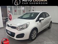 Usata Kia Rio Active 75 CV (55 kW) 2013 Bianco Berlina
