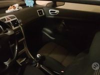 Usata Peugeot 307 CC 109 CV (80 kW) 2006 Grigio Cabrio