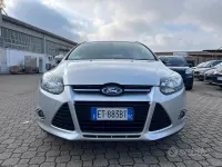 Usata Ford Focus Individual 125 CV (91 kW) 2014 Grigio Station wagon