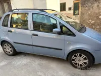 Usata Fiat Idea 69 CV (50 kW) 2005 Blu Monovolume