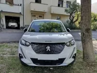 Usata Peugeot 2008 Allure 110 CV (80 kW) 2022 Bianco SUV