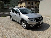 Usata Dacia Sandero Prestige 90 CV (66 kW) 2015 Grigio Berlina
