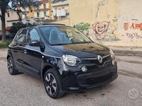 Usata Renault Twingo LIMITED 69 CV (50 kW) 2017 Nero Utilitaria
