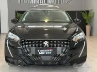 Usata Peugeot 208 Active 102 CV (75 kW) 2023 Nero Utilitaria