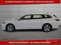 Usata VW Passat Business 122 CV (89 kW) 2024 Bianco Station wagon