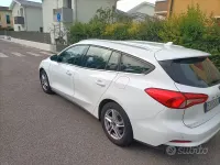 Usata Ford Focus 120 CV (88 kW) 2019 Bianco Station wagon