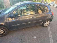 Usado Renault Clio II Authentique 65 CV (47 kW) 2007 Berlina
