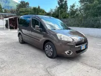 Usata Peugeot TePee Active 92 CV (67 kW) 2013 Marrone Monovolume