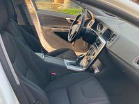 Usata Volvo V60 CC 150 CV (110 kW) 2016 Bianco Station wagon