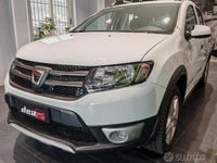 Usata Dacia Sandero Stepway 90 CV (66 kW) 2016 Bianco Berlina