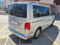 Usata VW Caravelle Comfortline 150 CV (110 kW) 2023 Argento Furgone