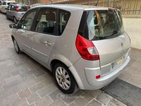 Usata Renault Scénic II 131 CV (96 kW) 2008 Grigio Monovolume