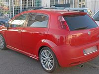 Usata Fiat Grande Punto 90 CV (66 kW) 2007 Rosso Utilitaria