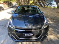 Usata Peugeot 208 Allure 75 CV (55 kW) 2017 Grigio Utilitaria