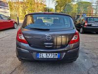 Usata Opel Corsa Cosmo 101 CV (74 kW) 2012 Grigio Berlina