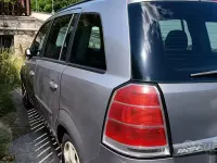 Usata Opel Zafira 120 CV (88 kW) 2007 Grigio Monovolume