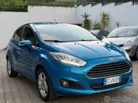 Usata Ford Fiesta Business Edition 75 CV (55 kW) 2015 Blu Utilitaria