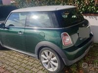 Begagnad Mini ONE 75 HK (55 kW) 2011 Grön Halvkombi