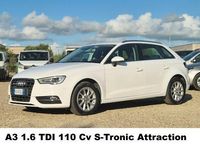 Usata VW Golf VII S 110 CV (80 kW) 2015 Bianco / pastello Utilitaria