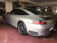 Usata Porsche 911 Carrera 320 CV (235 kW) 2002 Grigio Coupé