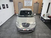 Usata Lancia Ypsilon 77 CV (56 kW) 2010 Marrone Utilitaria