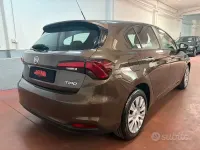 Usata Fiat Tipo Easy 120 CV (88 kW) 2018 Marrone Berlina