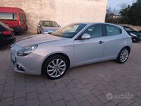 Usata Alfa Romeo Giulietta 120 CV (88 kW) 2014 Grigio Utilitaria