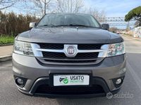 Usata Fiat Freemont 140 CV (102 kW) 2012 Grigio SUV