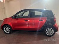 Usata Smart ForFour Passion 70 CV (51 kW) 2016 Rosso Utilitaria