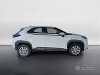 Usata Toyota Yaris Cross Active 116 CV (85 kW) 2022 Bianco SUV