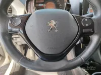 Usata Peugeot 108 Allure 69 CV (50 kW) 2018 Bianco Utilitaria